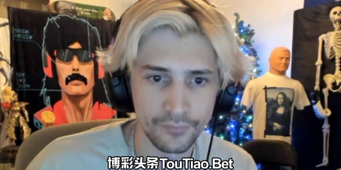 A screengrab of famous streamer xQc from Twitch.